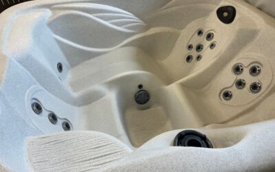 Master Spa Force 3 Hot Tub